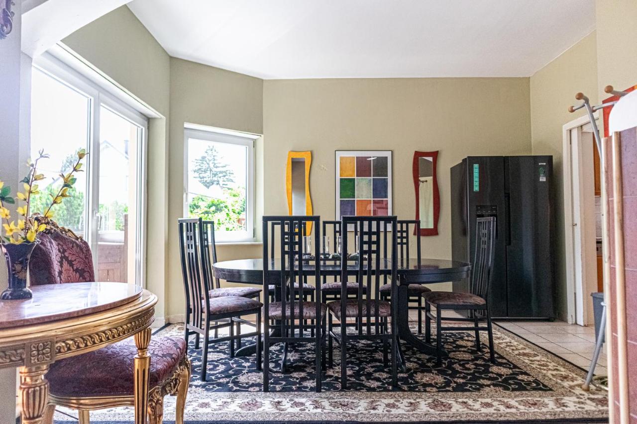 Exquisite Shared Villa - Your Private Room In This Beautiful Home Wenen Buitenkant foto