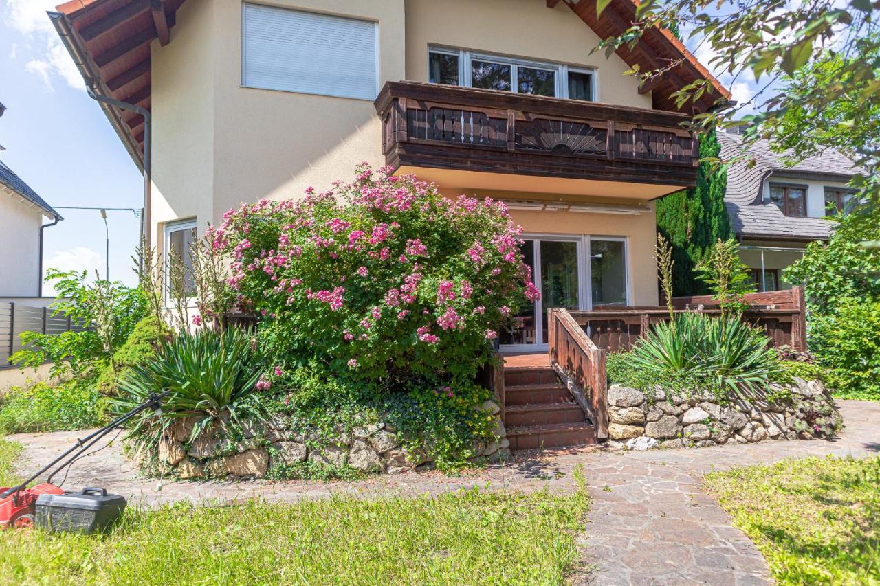 Exquisite Shared Villa - Your Private Room In This Beautiful Home Wenen Buitenkant foto