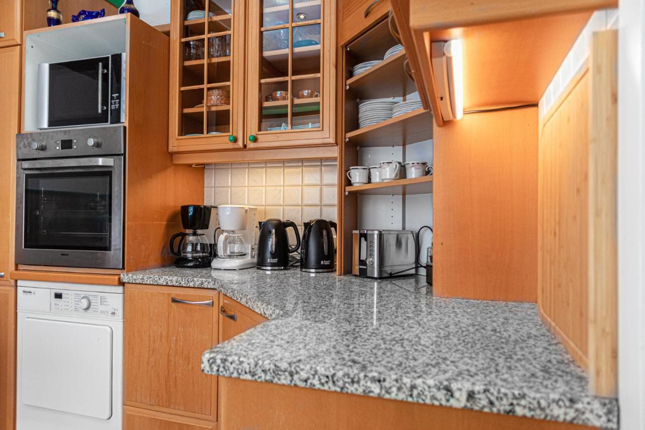 Exquisite Shared Villa - Your Private Room In This Beautiful Home Wenen Buitenkant foto