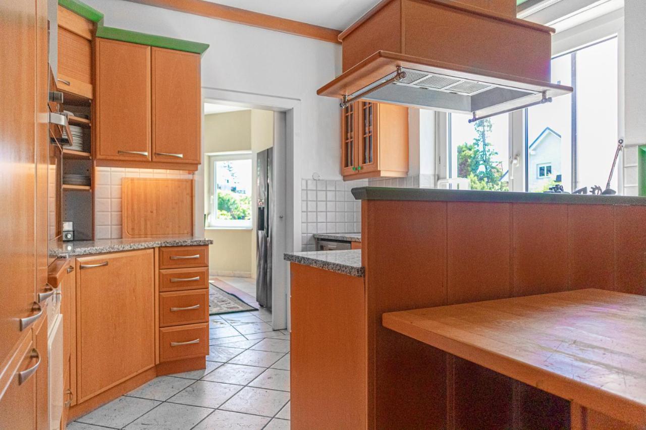 Exquisite Shared Villa - Your Private Room In This Beautiful Home Wenen Buitenkant foto