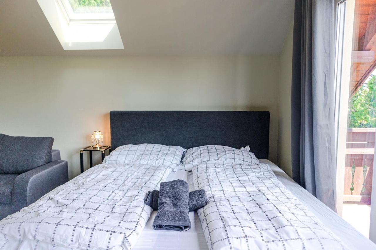 Exquisite Shared Villa - Your Private Room In This Beautiful Home Wenen Buitenkant foto